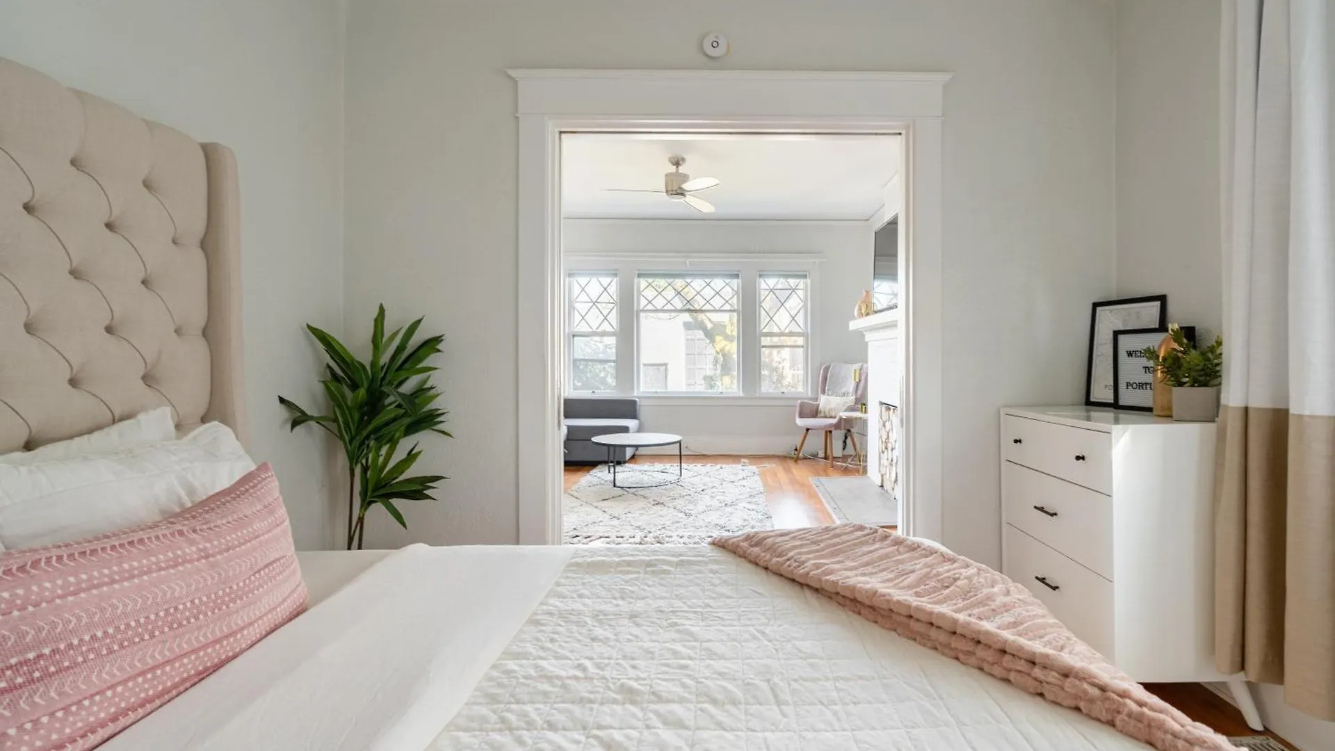 Apartamento Stay Portland - Sunnyside Wonderland- Coffee Shops, Bars & Parks Estados Unidos